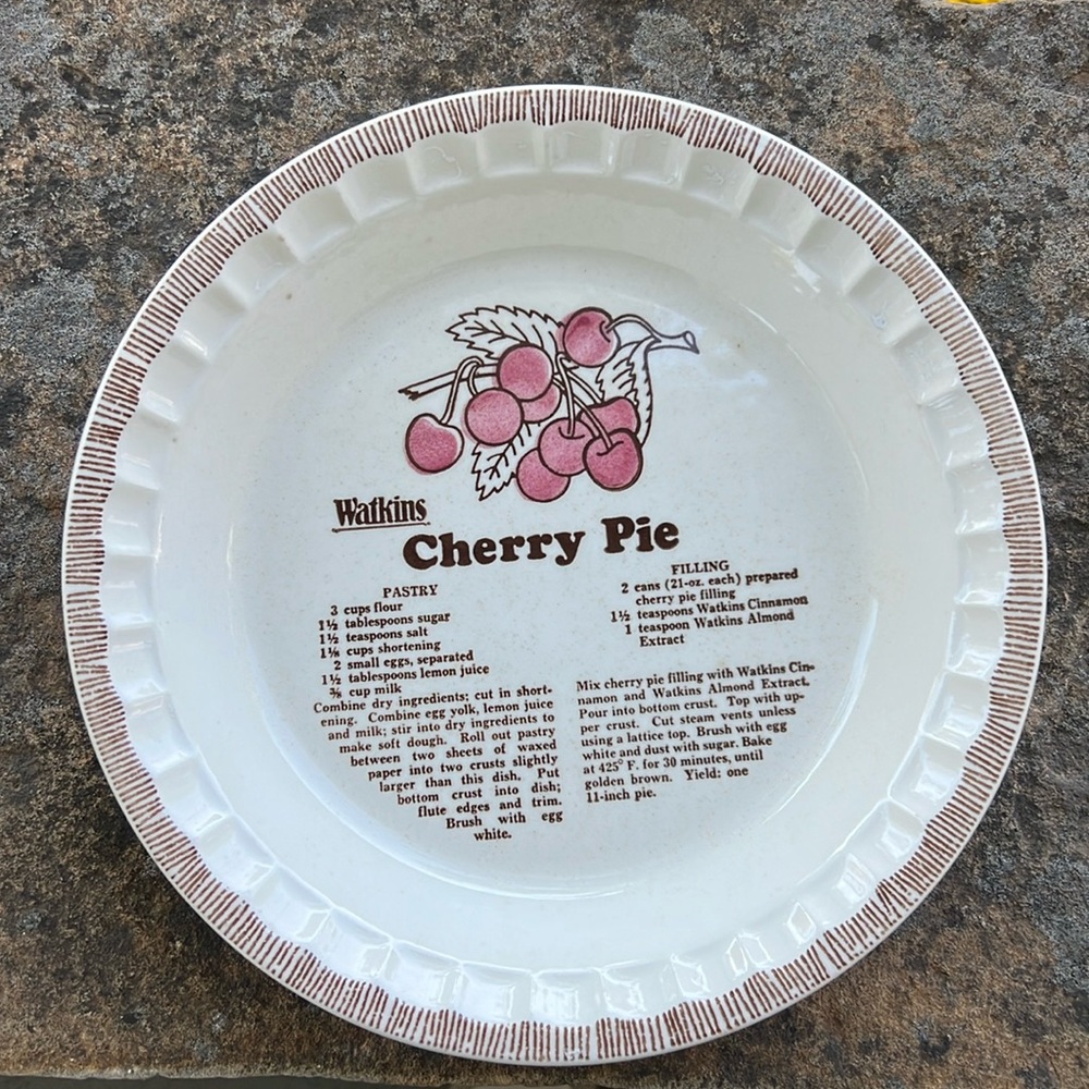 Vintage Watkins Cherry Pie 🍒 Plate scalloped edge recipe 11 in diameter